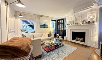 41 Pickney St B, Boston, MA 02114