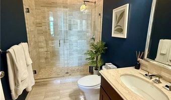 1000 Chapel View Blvd 311, Cranston, RI 02920