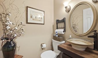 2316 Woodview Ct, Ashland, OH 44805