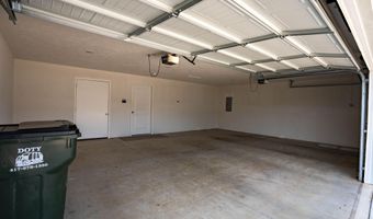 116 Pin Oak Dr, Aurora, MO 65605