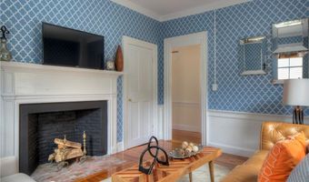 204 Spring St, Newport, RI 02840