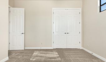 652 W ASTER Ct, Chandler, AZ 85248