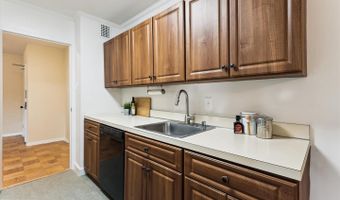 3001 VEAZEY Ter NW #410, Washington, DC 20008