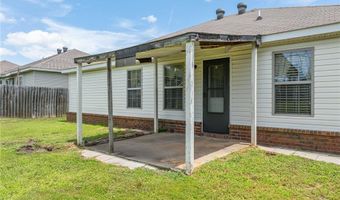 221 Regency Dr, Barling, AR 72923