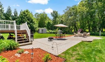 7 Mountain Laurel Dr, Coventry, RI 02816