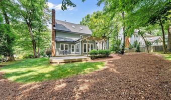 1030 W Sterlington Pl, Apex, NC 27502