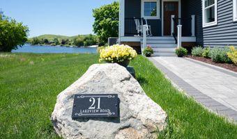 21 Lakeview Rd, Brookfield, CT 06804