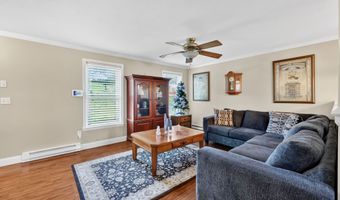 23 Daniel Rd, Bristol, CT 06010