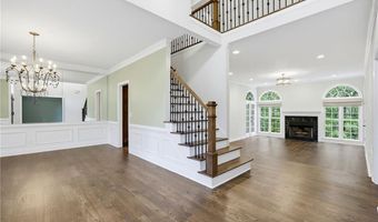 5185 Catalpa Knl, Acworth, GA 30101