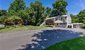 26 Sharon Pkwy, North Smithfield, RI 02896
