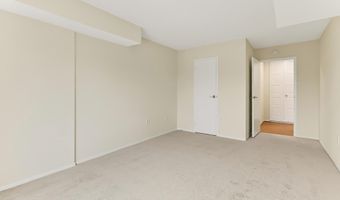 4500 S FOUR MILE RUN Dr 623, Arlington, VA 22204