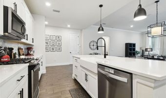 6211 SEA AIR Dr, Apollo Beach, FL 33572