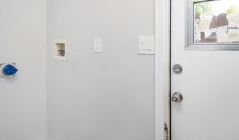 453 E Sacramento St, Altadena, CA 91001