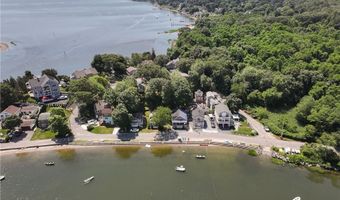 22 Harrison St, Bristol, RI 02809