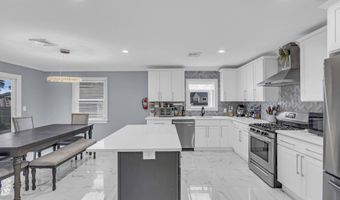 40 Morris Blvd, Bayville, NJ 08721