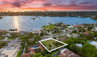 761 S BARFIELD Dr, Marco Island, FL 34145