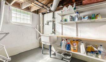 75 Morse Rd, Columbus, OH 43214