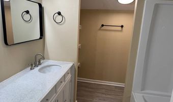 1775 S Milledge APT 20, Athens, GA 30605