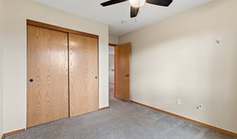 20794 WALNUT St NE, Aurora, OR 97002