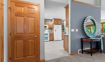 N9432 LOGAN Lane, Appleton, WI 54915