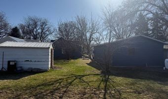 325 S Maple St, Ainsworth, NE 69210