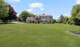 227 Prospect Ave, Middletown, RI 02842