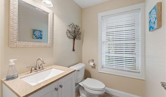 102 Fairhaven Rd, Cumberland, RI 02864