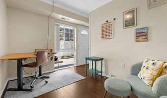 5611 FRANCONIA Rd 103, Alexandria, VA 22310
