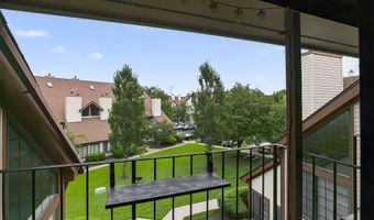 6010 CURTIER Dr F, Alexandria, VA 22310