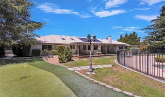 13331 Waco Dr, Apple Valley, CA 92308