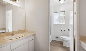 27401 Country Glen Rd, Agoura Hills, CA 91301