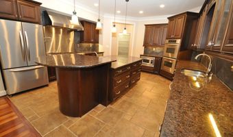 428 STERLING PARK Cir, Alabaster, AL 35007