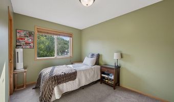 10555 56th St NE, Albertville, MN 55301