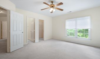 10604 MAPLECREST Ln, Potomac, MD 20854