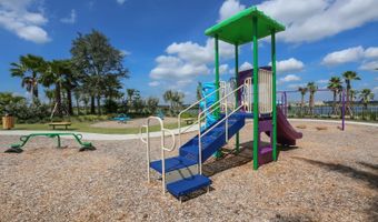 6429 SEASOUND Dr, Apollo Beach, FL 33572