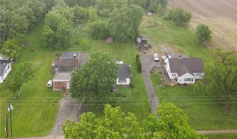 6615 Waterloo Rd, Atwater, OH 44201