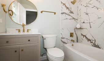 1321 Ivy Ln, Algonquin, IL 60102
