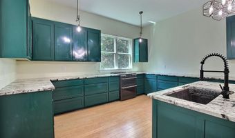 11072 Blackwater Rd, Baker, LA 70714