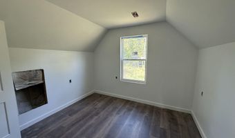 402 S Magnolia Ave, Andrews, SC 29510