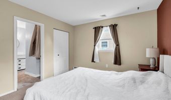 6 ROXBURY Dr, Barnegat, NJ 08005