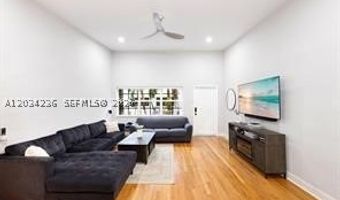 9745 Bay Harbor Ter 26, Bay Harbor Islands, FL 33154
