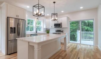 28 Colony Dr, Barnstead, NH 03225