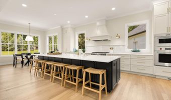 10700 ALLOWAY Dr, Potomac, MD 20854
