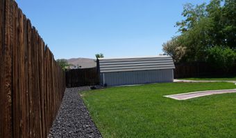 604 Jennys Ln, Fernley, NV 89408