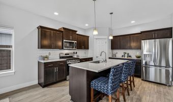 20583 Rolen Ave, Bend, OR 97702