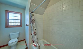 27 Longhorn Dr, Cody, WY 82414