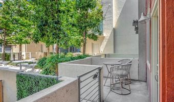 316 Antoni Gln 906, Escondido, CA 92025