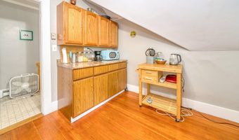 31 Franklin St, Belfast, ME 04915
