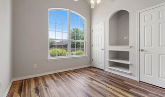 1100 SW Tinsley St, Bentonville, AR 72712