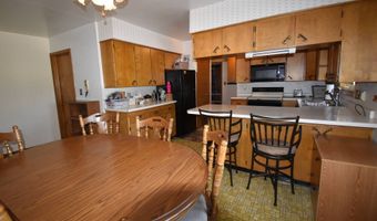 701 6th St, Rolla, ND 58367